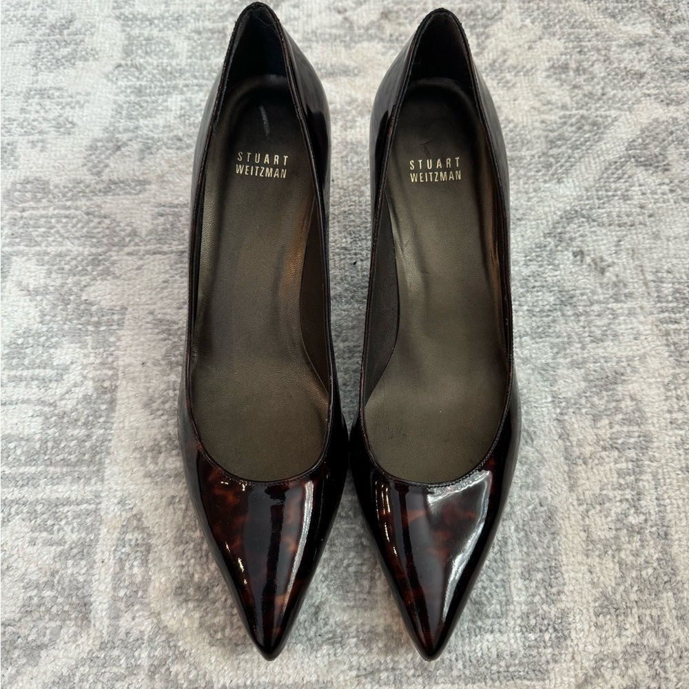 NWOT Stewart Weitzman Kitten Heels